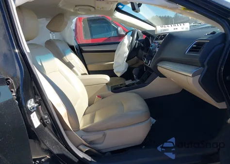 2019 Subaru Legacy 2.5I Premium из США, поврежденный, VIN 4S3BNAF65K3021956